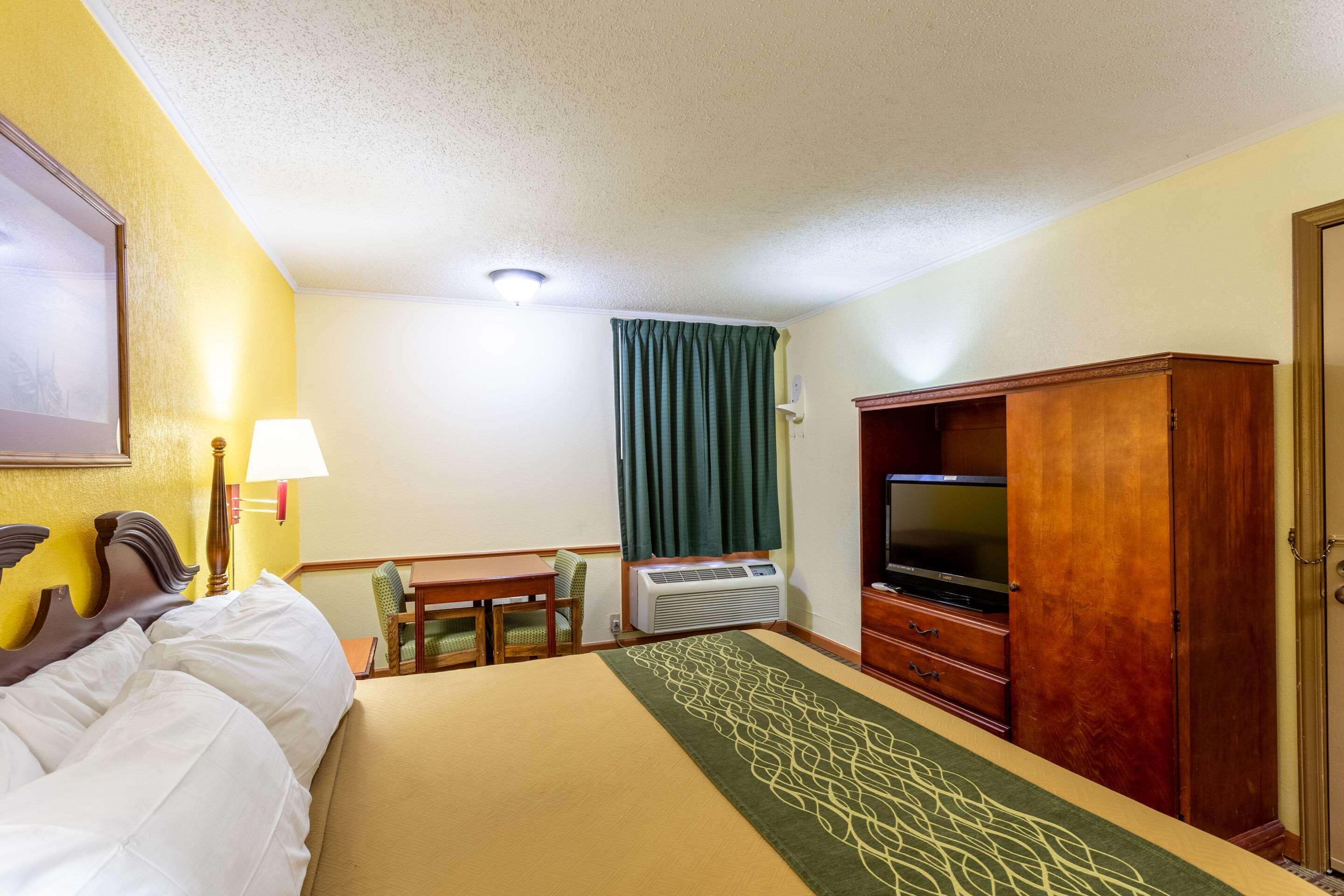 מורגנטאון Econo Lodge מראה חיצוני תמונה