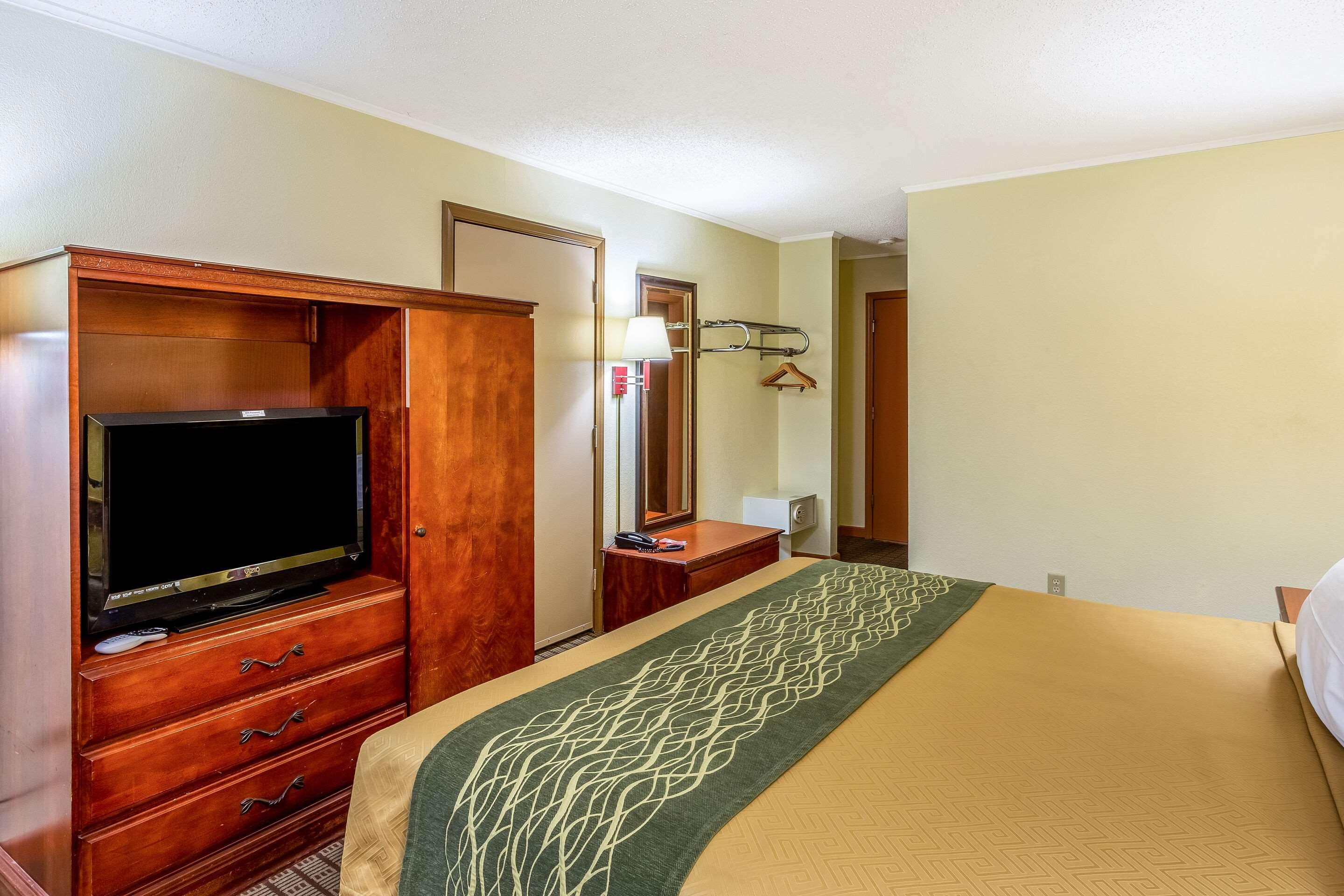 מורגנטאון Econo Lodge מראה חיצוני תמונה